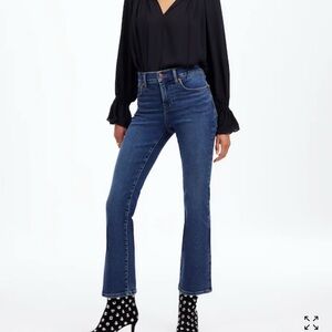 Madewell Mid-Rise Kick Out Jeans in Lunar Wash Size 30P Petite Magic Pockets